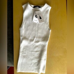 White stretchy tank top